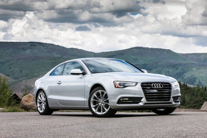Audi A5 Coupé 2.0 TDI multitronic Audi A5 Coupé 2.0 TDI multitronic