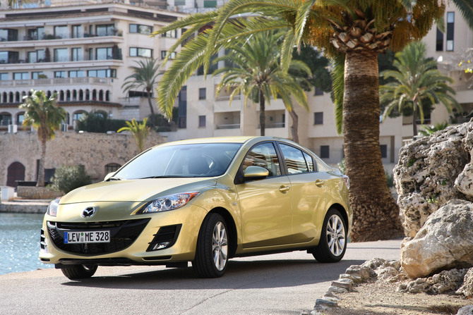 Mazda 3 2.2 MZR-CD Sedan Mazda 3 2.2 MZR-CD Sedan