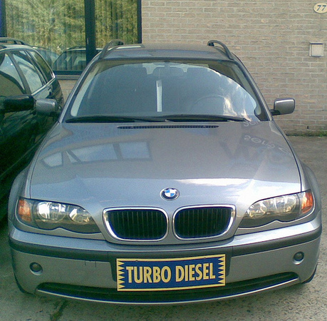 BMW 320d Touring Automatic BMW 320d Touring Automatic