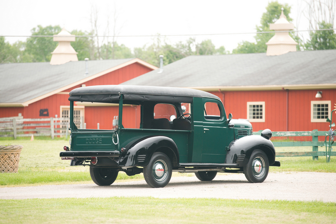 Dodge Half-Ton Canopy Express Dodge Half-Ton Canopy Express