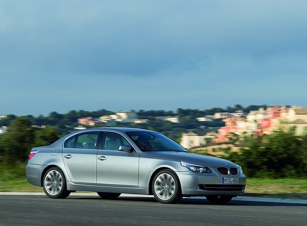 BMW 525i Executive (E60) BMW 525i Executive (E60)