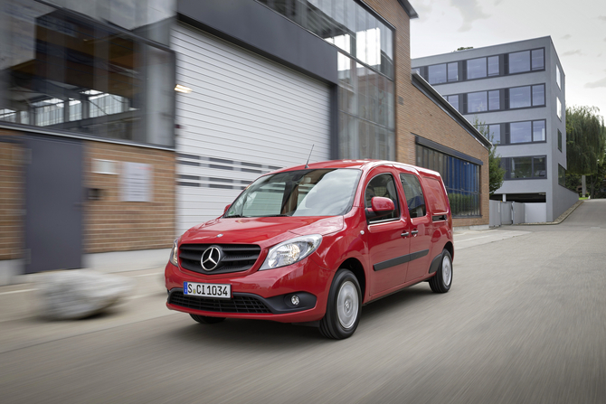 Mercedes-Benz Citan Combi 7L Long 111CDI/31 Mercedes-Benz Citan Combi 7L Long 111CDI/31