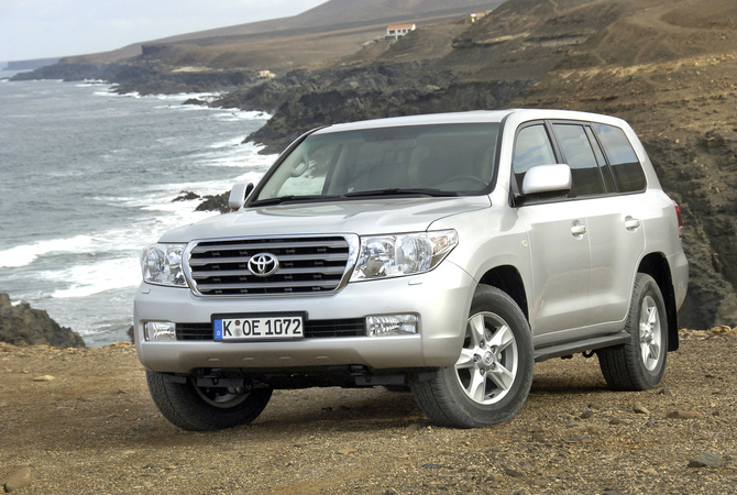 Toyota Land Cruiser 4.5 D-4D V8 Executive Automatic Toyota Land Cruiser 4.5 D-4D V8 Executive Automatic