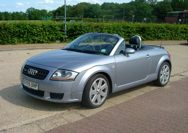 Audi TT Roadster 3.2 quattro DSG Audi TT Roadster 3.2 quattro DSG