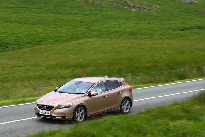 Volvo V40 D2 Start/Stop Kinetic Powershift Volvo V40 D2 Start/Stop Kinetic Powershift