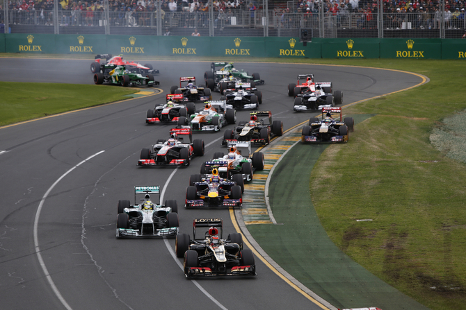 Raikkonen com grande partida na Austrália recuperou três lugares logo na primeira volta Raikkonen com grande partida na Austrália recuperou três lugares logo na primeira volta