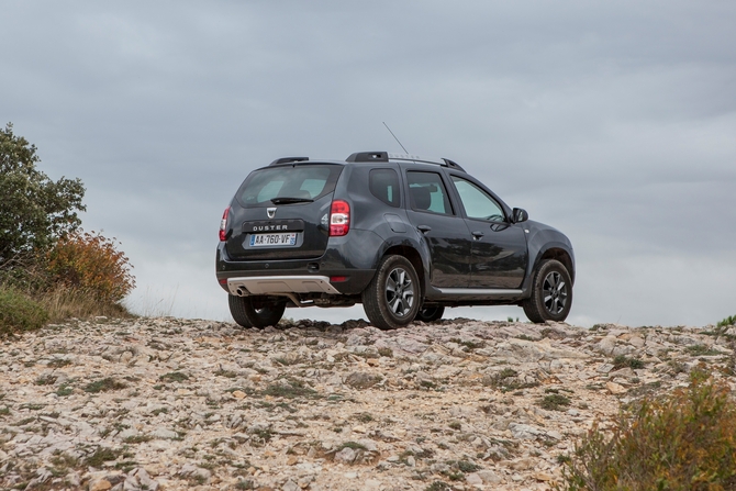 Dacia Duster 1.6 16V 4x2 Dacia Duster 1.6 16V 4x2