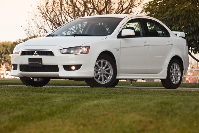 Mitsubishi Lancer Saloon 1.8 GS3 Mitsubishi Lancer Saloon 1.8 GS3