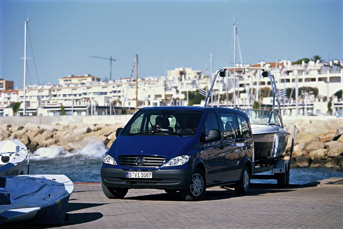 Mercedes-Benz Vito 2 {W639} Mercedes-Benz Vito 2 {W639}