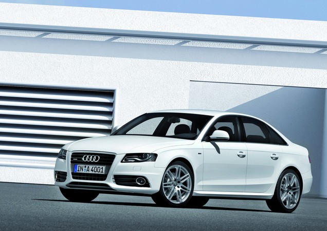 Audi A4 2.0 TDI Attraction quattro Audi A4 2.0 TDI Attraction quattro