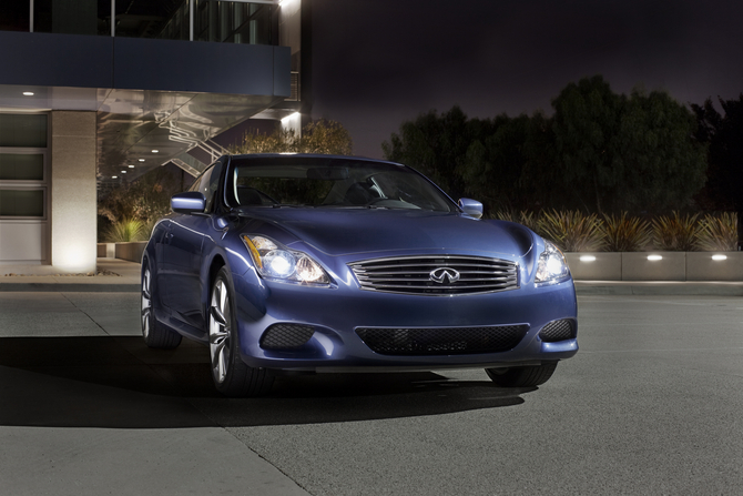 Infiniti G37 Coupé Infiniti G37 Coupé