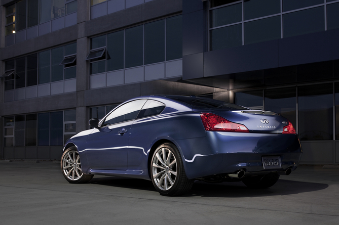 Infiniti G37 Coupé Infiniti G37 Coupé