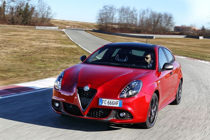 Alfa Romeo Giulietta 1.4 Multiair Super Alfa Romeo Giulietta 1.4 Multiair Super