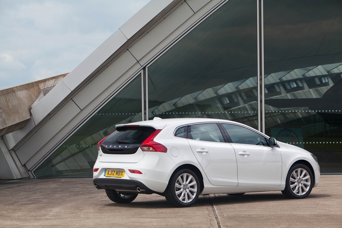 Volvo V40 D2 Start/Stop Summum Volvo V40 D2 Start/Stop Summum