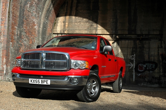 Dodge Ram 2500 Mega Cab 4X4 SLT SWB Dodge Ram 2500 Mega Cab 4X4 SLT SWB