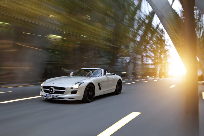 Mercedes-Benz SLS AMG Roadster Mercedes-Benz SLS AMG Roadster