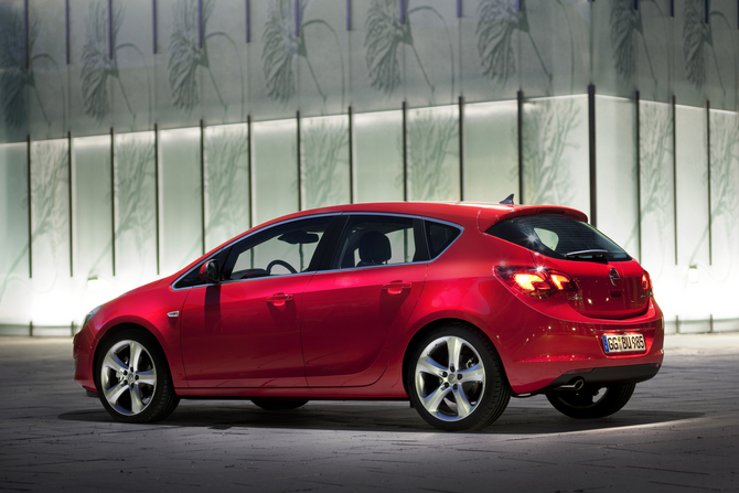 Opel Astra Gen.4 Opel Astra Gen.4
