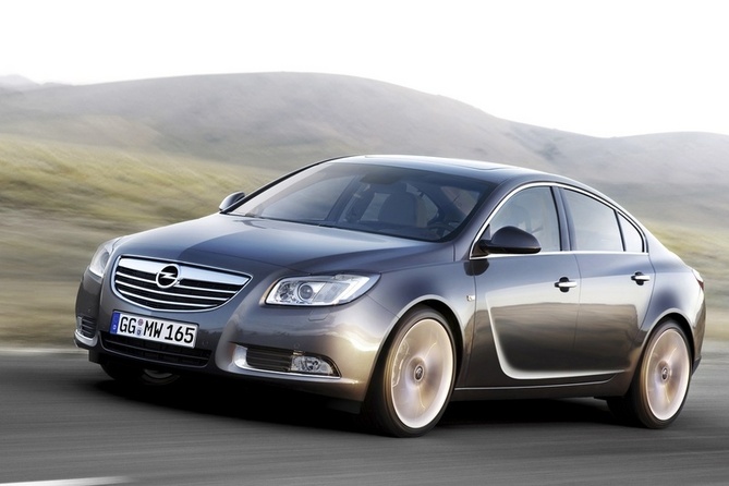 Opel Insignia 2.8 V6 Turbo ECOTEC Automatic Opel Insignia 2.8 V6 Turbo ECOTEC Automatic