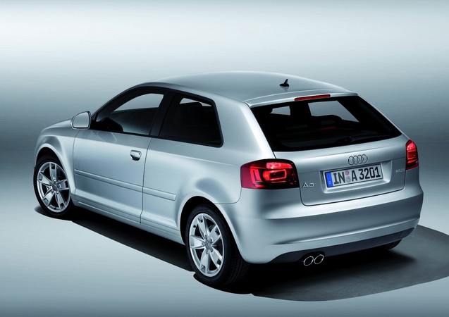 Audi A3 2.0 TFSI Sport S tronic Audi A3 2.0 TFSI Sport S tronic