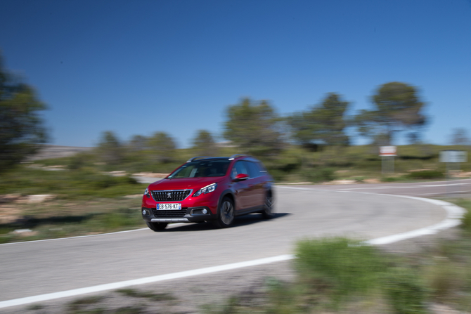 Peugeot 2008 Active 1.2 PureTech Peugeot 2008 Active 1.2 PureTech