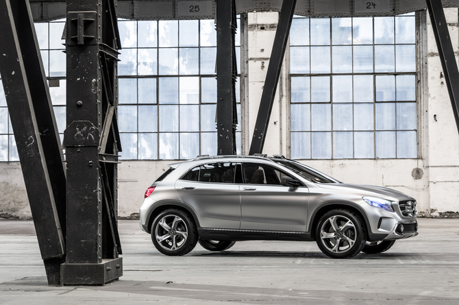 Le Concept GLA est un SUV compact qui allie l'esprit sportif et la polyvalence d'un vrai véhicule de loisirs Le Concept GLA est un SUV compact qui allie l'esprit sportif et la polyvalence d'un vrai véhicule de loisirs