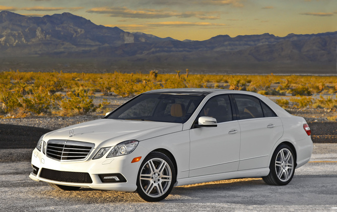 Mercedes-Benz E550 4MATIC Sedan (USA) Mercedes-Benz E550 4MATIC Sedan (USA)