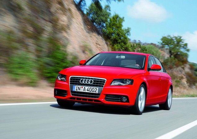 Audi A4 2.0 TFSI Start/Stop S line Audi A4 2.0 TFSI Start/Stop S line