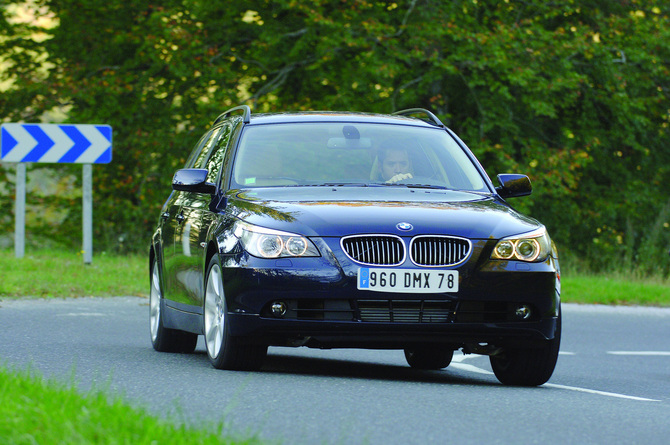 BMW 535xi Sports Wagon Automatic (US) BMW 535xi Sports Wagon Automatic (US)