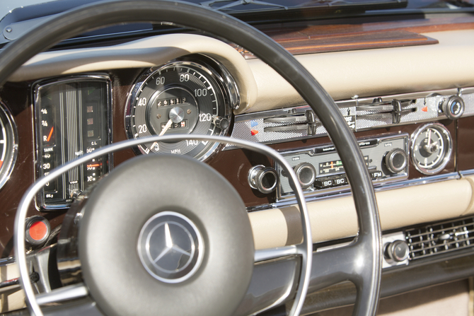 Mercedes-Benz 280 SL 'Pagoda' Mercedes-Benz 280 SL 'Pagoda'