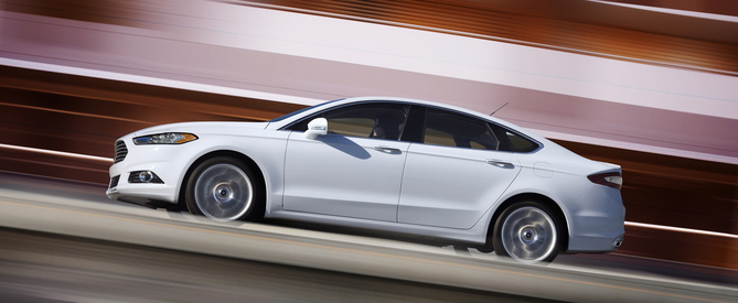 New Ford Fusion: first gasoline, hybrid and plug-in hybrid sedan New Ford Fusion: first gasoline, hybrid and plug-in hybrid sedan