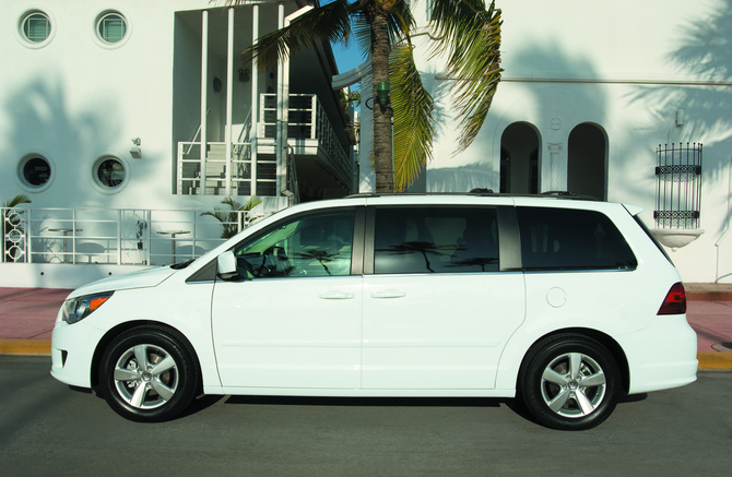Volkswagen Routan S RSE Volkswagen Routan S RSE