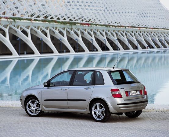 Fiat Stilo 1.8 16v Dynamic Fiat Stilo 1.8 16v Dynamic