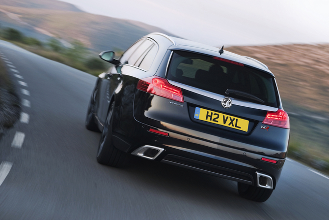 Vauxhall Insignia Sports Tourer 2.8T V6 4x4 VXR Nav (Auto) Vauxhall Insignia Sports Tourer 2.8T V6 4x4 VXR Nav (Auto)