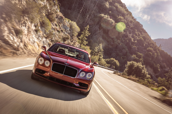 Bentley Continental Flying Spur V8 S Bentley Continental Flying Spur V8 S