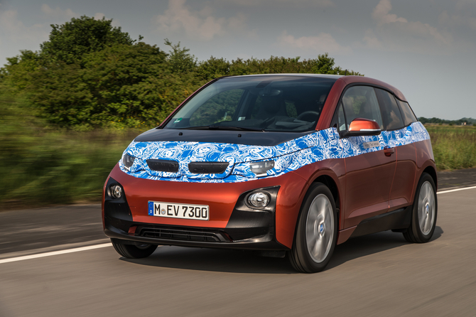 It will be offered with an optional quick charger and optional range extender It will be offered with an optional quick charger and optional range extender