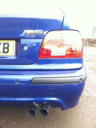 E39 M5: A muscle car from the old school E39 M5: A muscle car from the old school