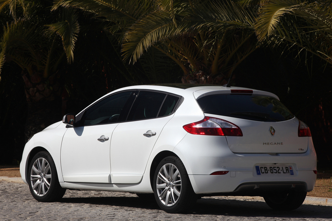 Renault Mégane 1.5 dCi SS FAP ECO2 Confort Renault Mégane 1.5 dCi SS FAP ECO2 Confort