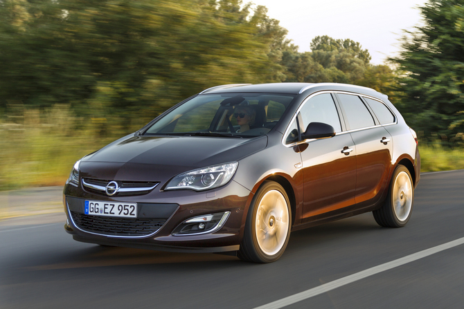 Opel Astra Sports Tourer 1.6 CDTI ecoFLEX Executive Opel Astra Sports Tourer 1.6 CDTI ecoFLEX Executive
