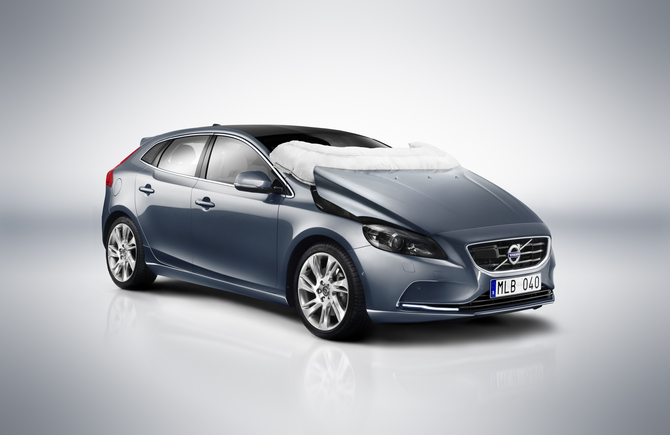 Volvo hopes that it will save pedestrians Volvo hopes that it will save pedestrians