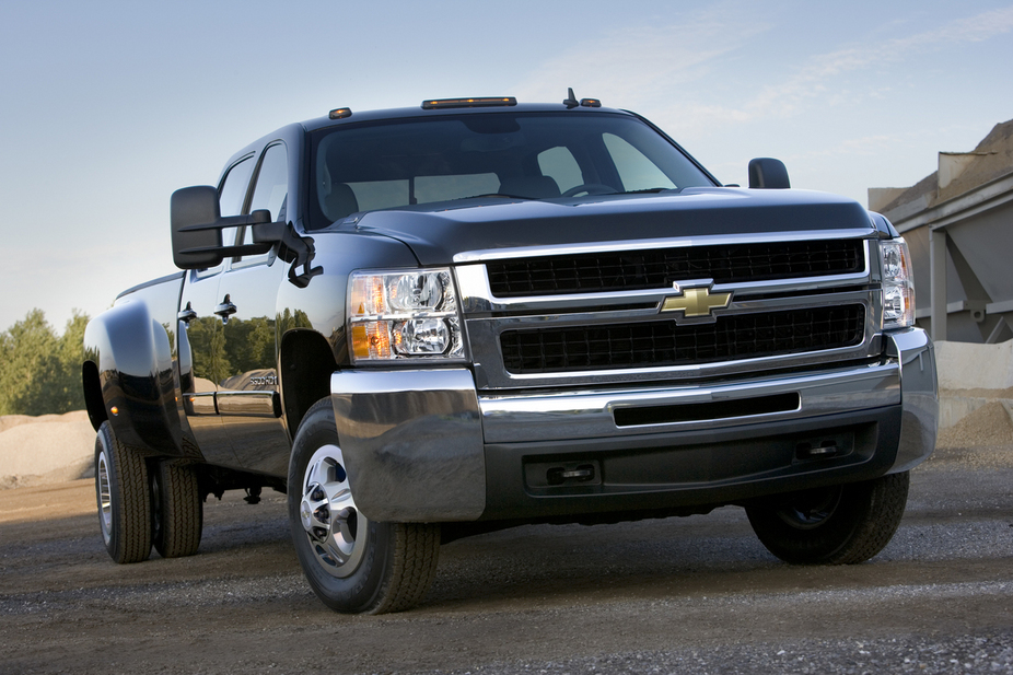 Chevrolet Silverado 3500HD Regular Cab 4WD Work Truck Long Box SRW