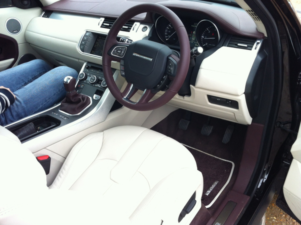 Land Rover Evoque 2.0 Si4 Prestige Automatic Land Rover Evoque 2.0 Si4 Prestige Automatic