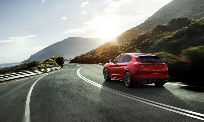 Alfa Romeo Stelvio Quadrifoglio Alfa Romeo Stelvio Quadrifoglio