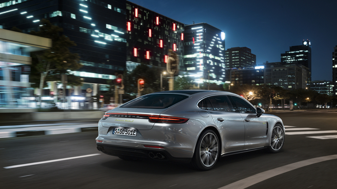 Porsche Panamera Turbo S E-Hybrid Executive Porsche Panamera Turbo S E-Hybrid Executive
