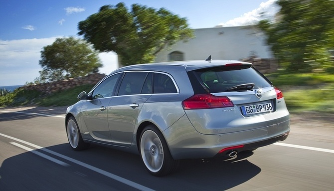 Opel Insignia Sports Tourer 2.0 CDTI ECOTEC Opel Insignia Sports Tourer 2.0 CDTI ECOTEC