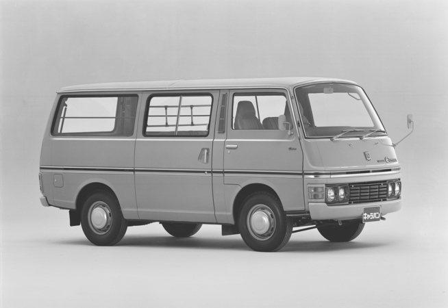 Nissan Caravan DX Nissan Caravan DX