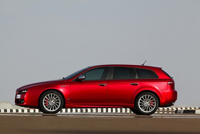 Alfa Romeo 159 Sportwagon 1.9 JTDm 16v Alfa Romeo 159 Sportwagon 1.9 JTDm 16v