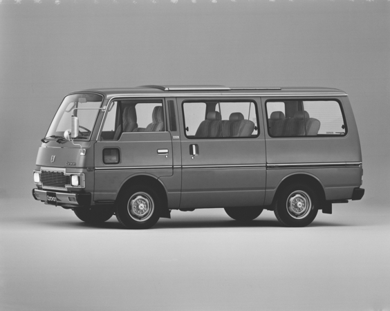 Nissan Caravan Coach SGL w/sunroof Nissan Caravan Coach SGL w/sunroof