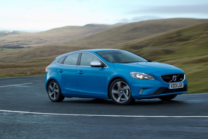 Volvo V40 D2 Start/Stop R-Design Summum Volvo V40 D2 Start/Stop R-Design Summum