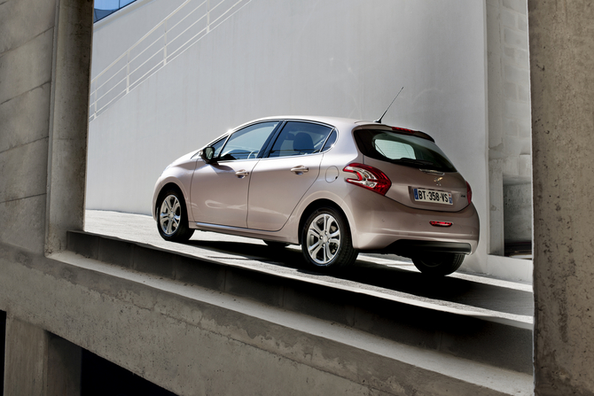 Peugeot 208 Gen.1 Peugeot 208 Gen.1