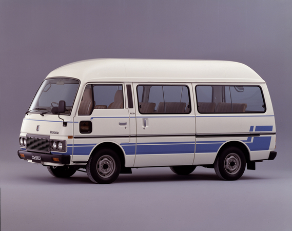 Nissan Caravan Microbus GL Nissan Caravan Microbus GL